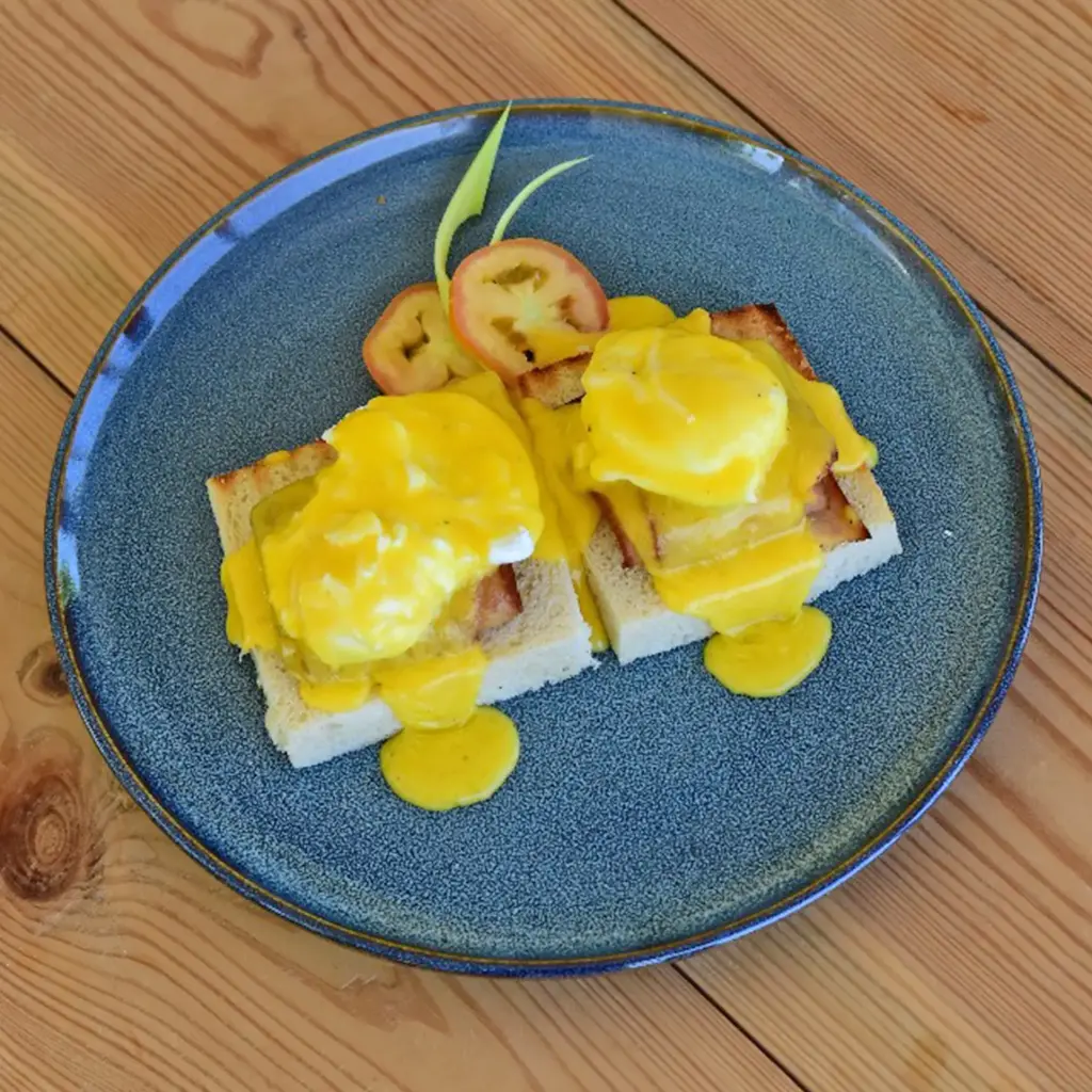 Eggs Benedict Breakfast